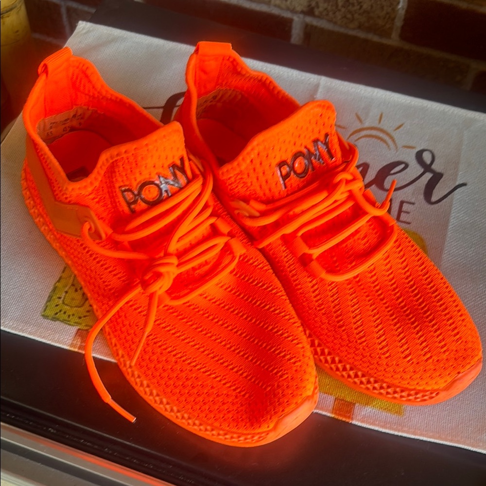 PONY Orange Sneakers Lightweight Breathable Athletic